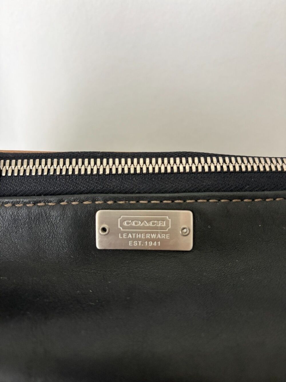 COACH Vintage Leather Toiletry Bag Costmetic Pouch Black - Picture 11 of 14